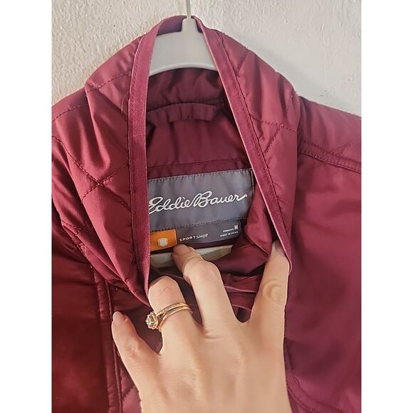 Eddie Bauer Womens Quilted Burgundy Button Lightweight Jacket Size Medium M - Picture 3 of 4